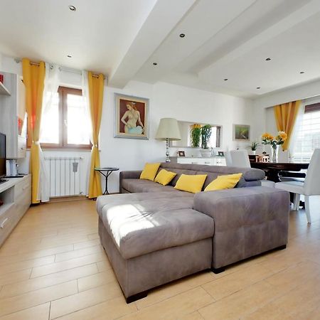 Chic Penthouse On Two Floors Apartment Rome Luaran gambar